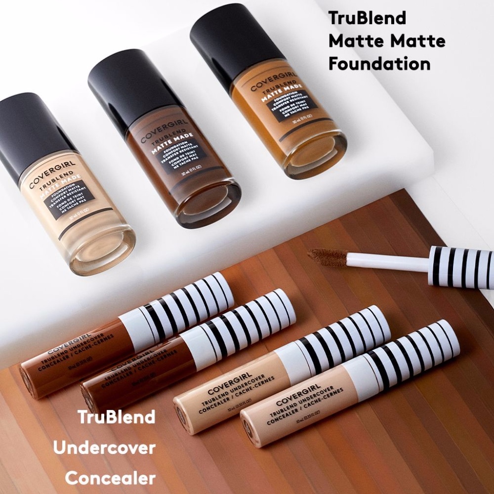 🎉HP🎉COVERGIRL TRU BLEND UNDERCOVER PR KIT S: D80